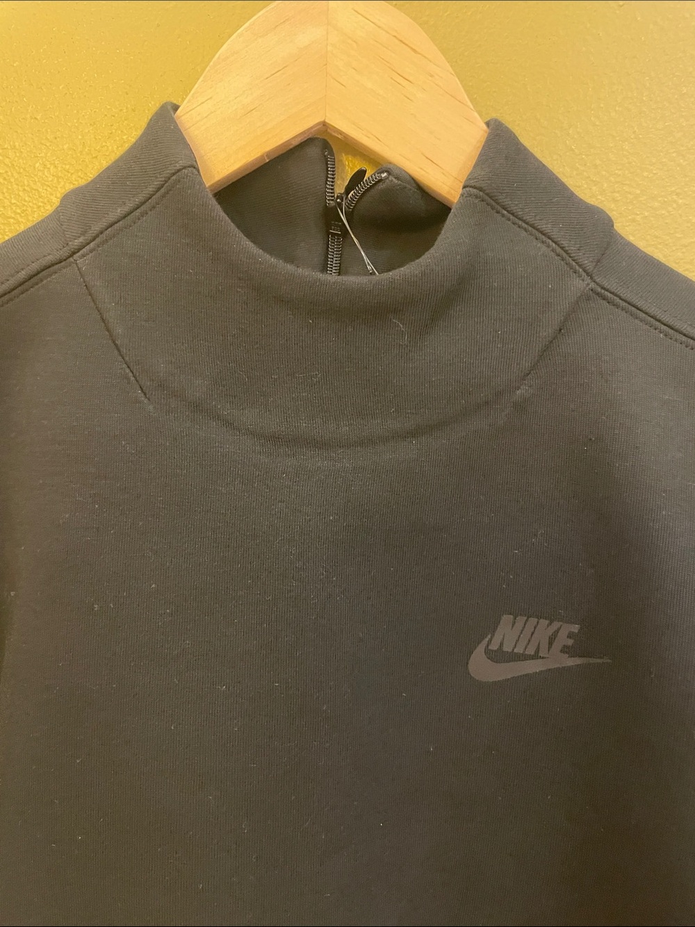 NWT Nike Women’s Sportswear Tech Fleece Mock-Neck Sweatshirt. Price is firm - Picture 5 of 12